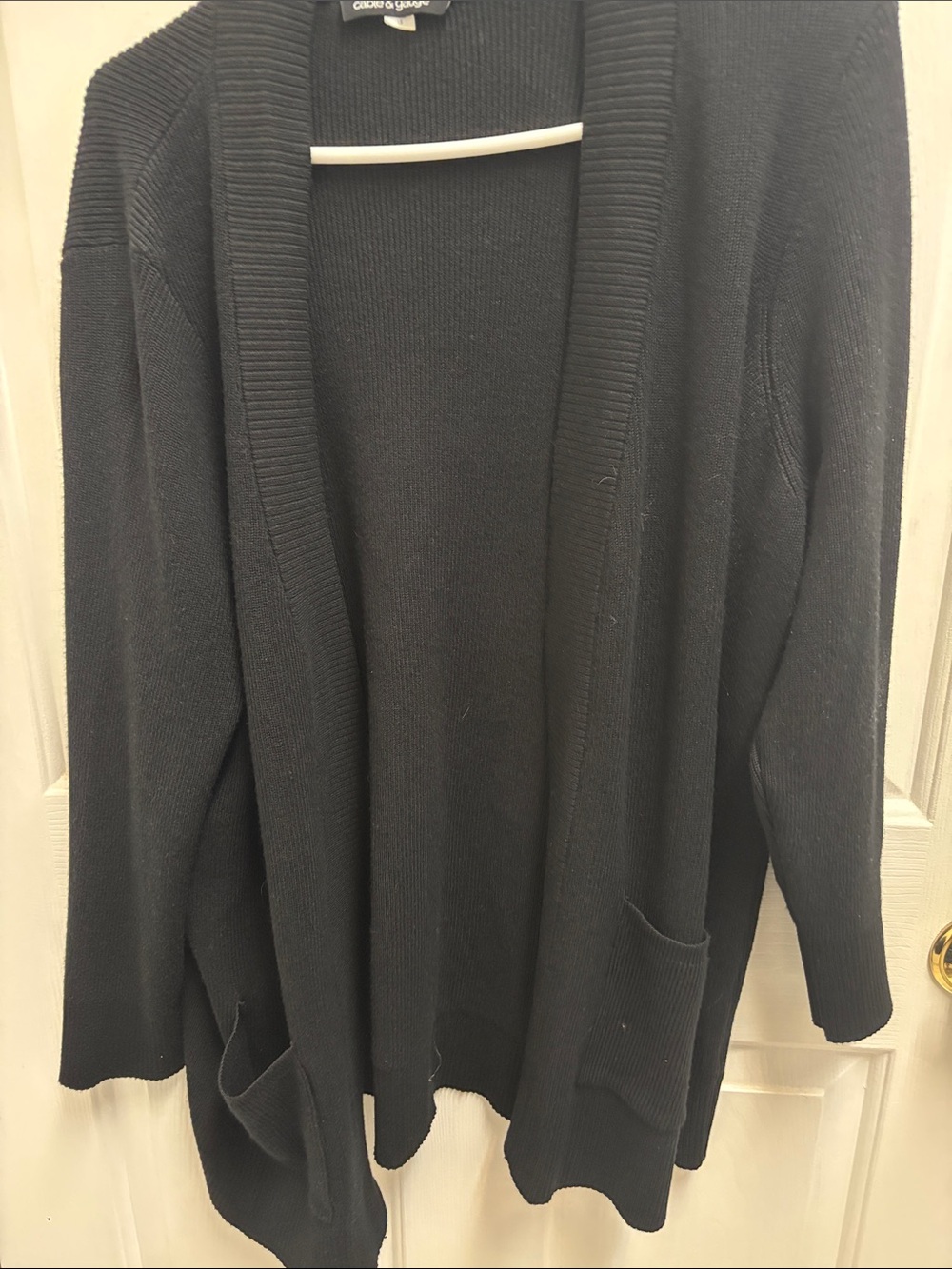 Cable & Gauge Black Open-Front Women's Cardigan with Pockets